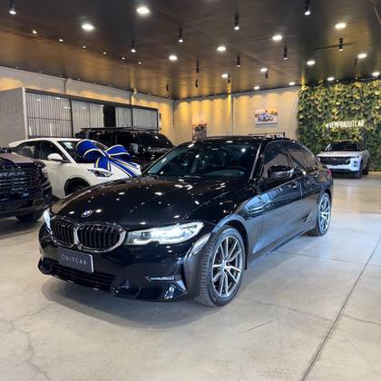BMW 320i 2.0 16V TURBO GASOLINA SPORT AUTOMÁTICO BMW 320i 2.0 16V TURBO GASOLINA SPORT AUTOMÁTICO